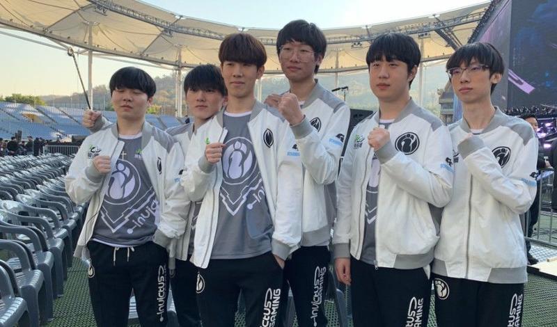 与之对阵的 与之对阵的