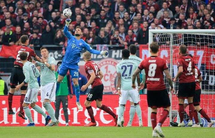 场均传球成 场均传球成