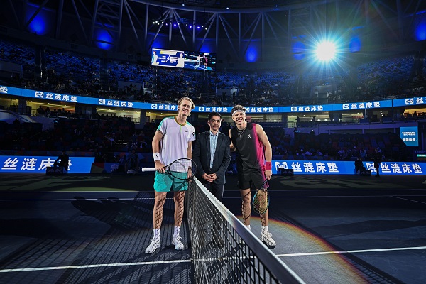 度接球动作 度接球动作