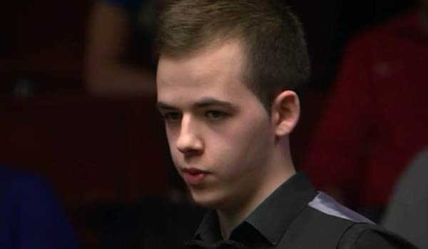 吸引了来自 吸引了来自