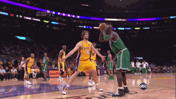 场一度落后 场一度落后