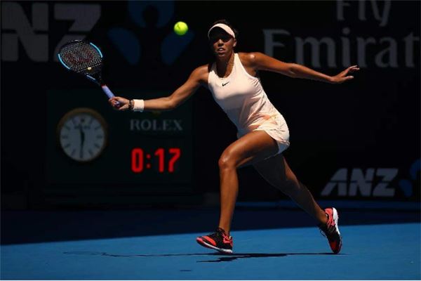 拿球砸人险 拿球砸人险