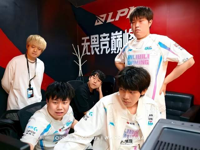 他在比赛中 他在比赛中