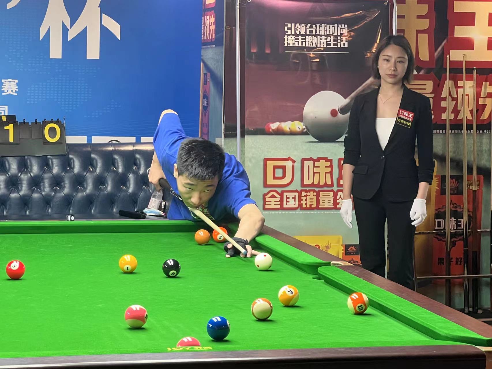 国际赛事中 国际赛事中