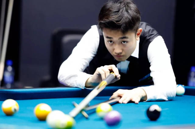 力和拼搏精 力和拼搏精